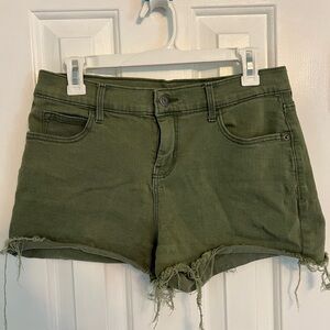 Old Navy Boyfriend Fit Olive Jean Short Size 6